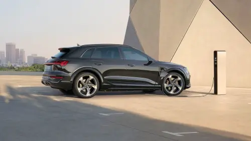 Perché comprare un’auto elettrica? 5 buoni motivi da tenere in considerazione