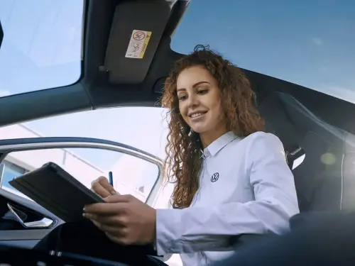 La manutenzione dei veicoli elettrici secondo Volkswagen